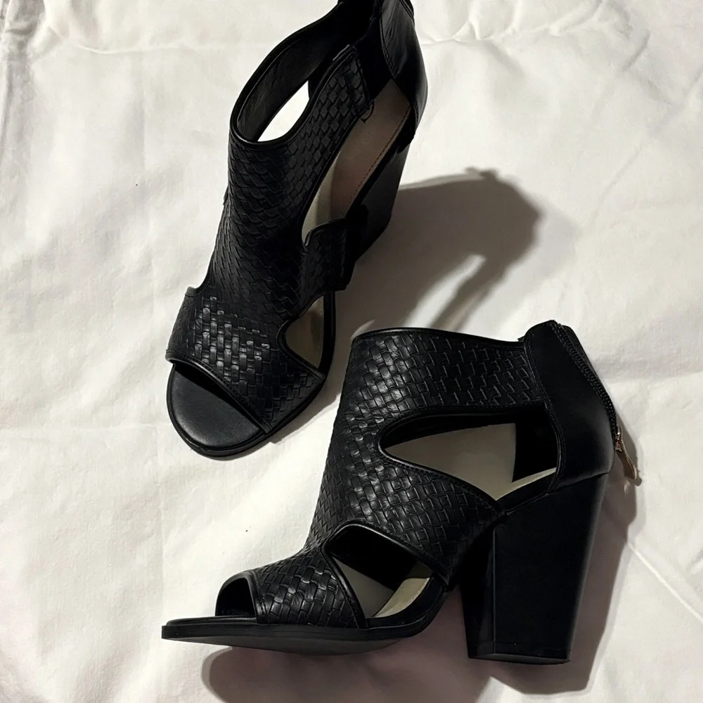 Chic Black Woven Heeled Sandals